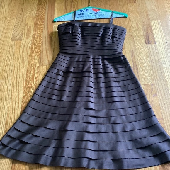 Adrianna Papell brown layered dress with removable straps size 8 - Picture 1 of 4